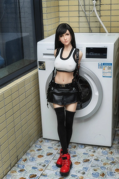 ミニ ティファラブドール