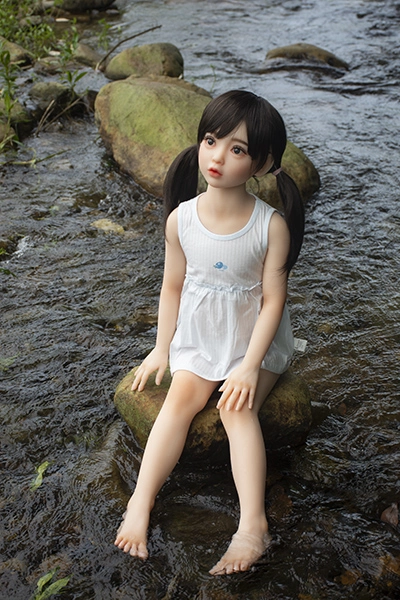 超低身長幼児リアルドール