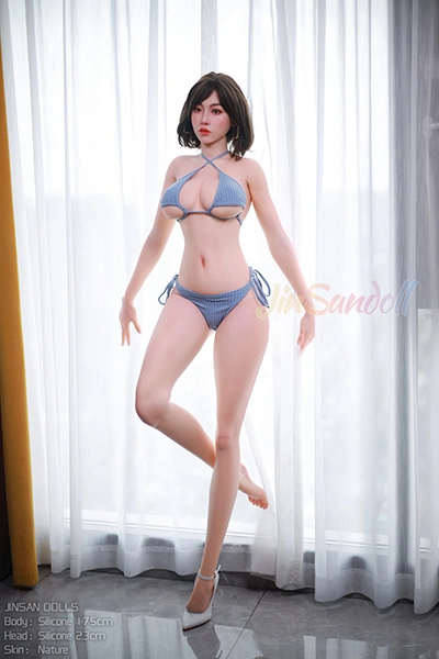 キュートなバニーガール姿 ダッチワイフ
