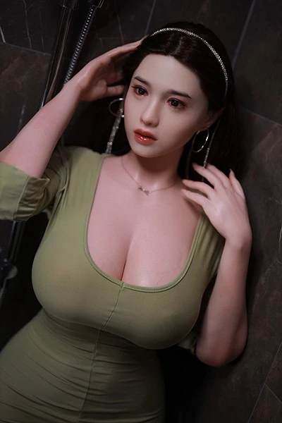 柔らか 超乳 シリコンラブドール
