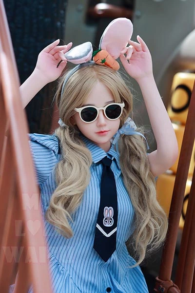 リアル美少女アダルト人形