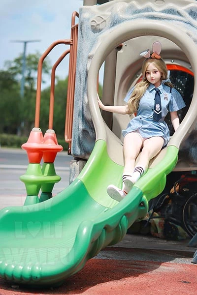 リアル美少女アダルト人形