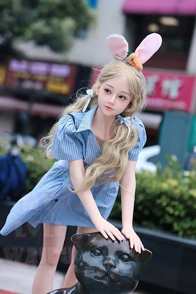 リアル美少女アダルト人形