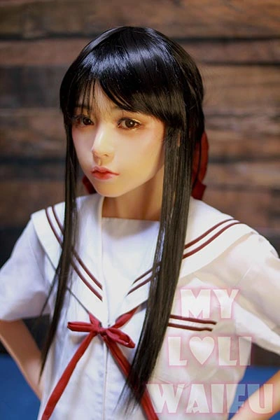 MLW DOLL 138cm Aカップ 学生風ラブドール