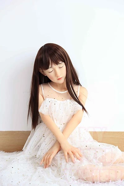 MLW DOLL 目を閉じる ロリ系ラブドール