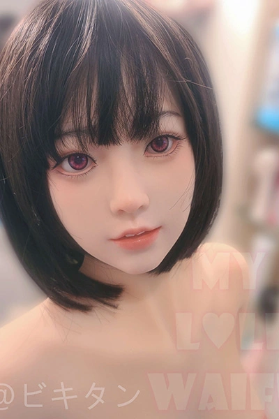 清楚系 美乳 高級アダルトドール