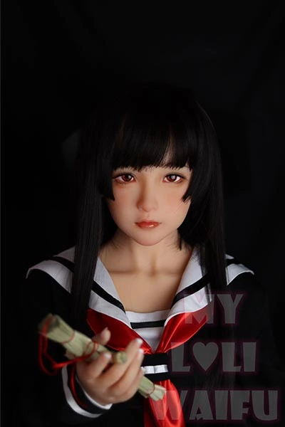  清楚系ラブドール