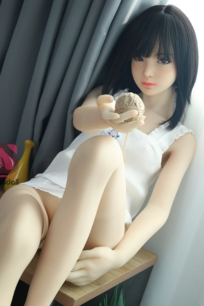 小柄 幼顔 セクシードール