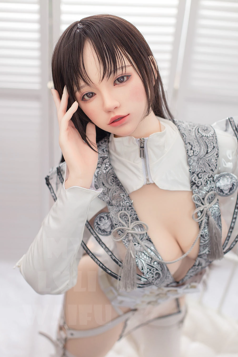 MLW DOLL 綺麗アダルト人形
