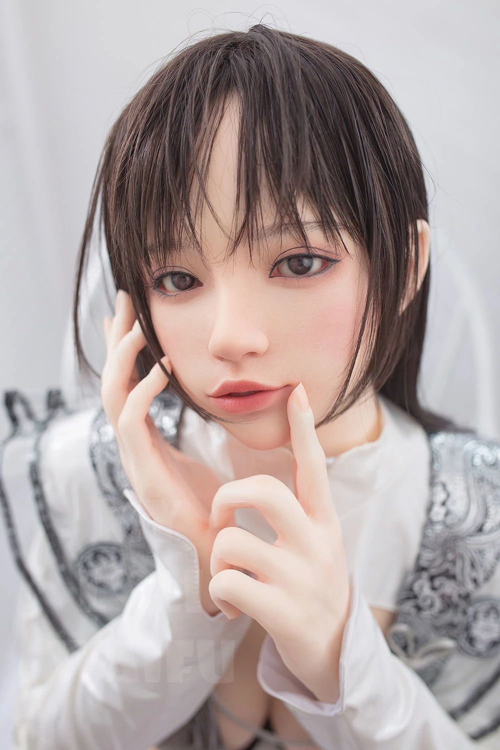 MLW DOLL 綺麗アダルト人形