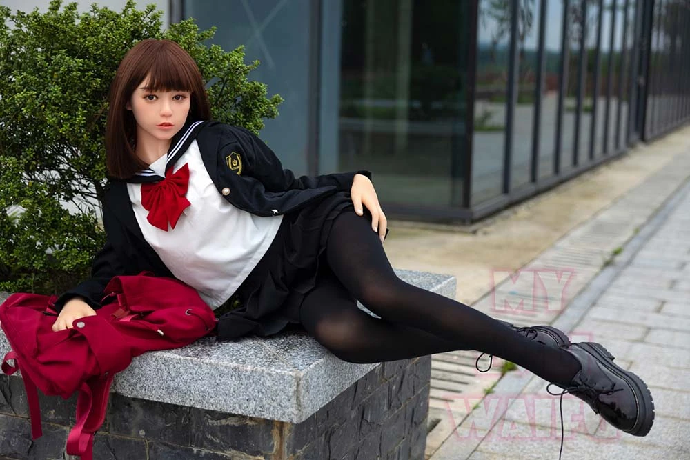 MLW DOLL