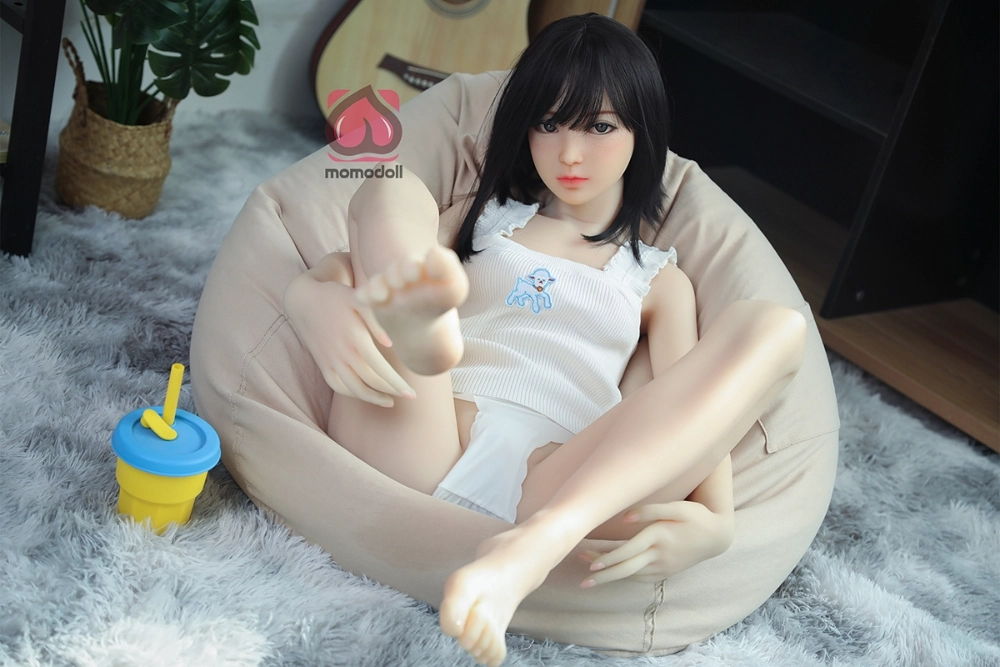 小柄 幼顔 セクシードール